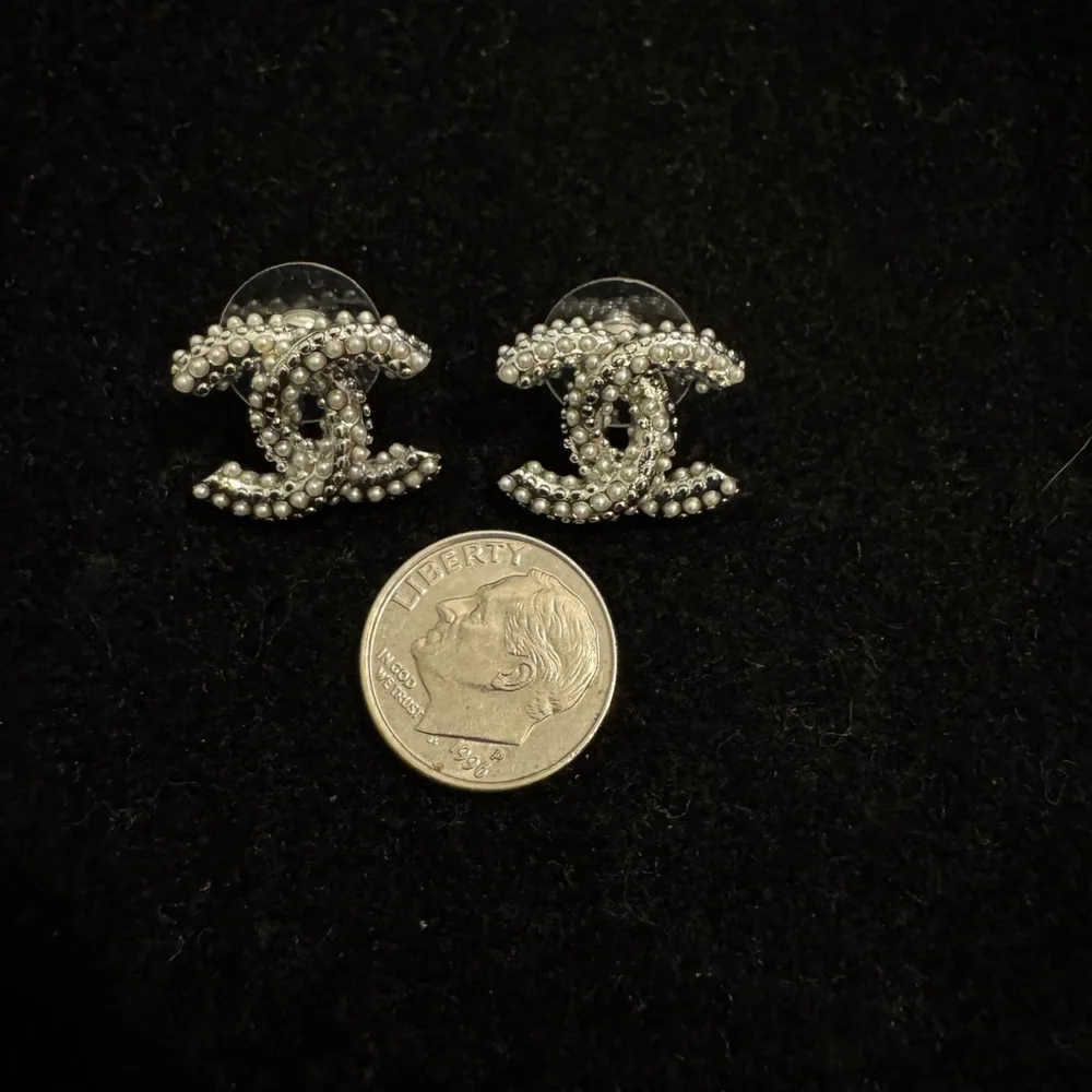 CHANEL Silver Beaded Logo Earrings - Picture 2 of 4